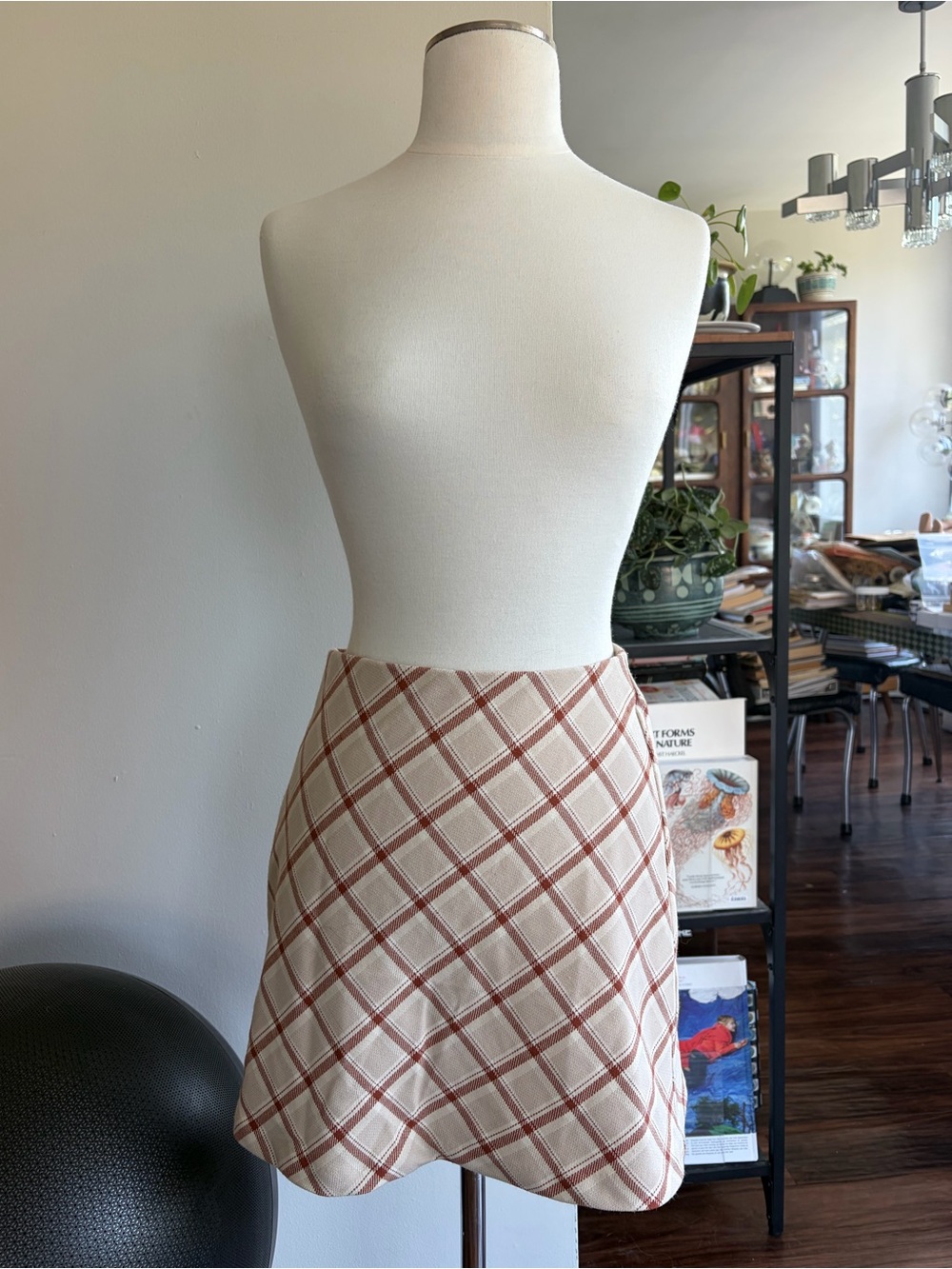 wilfred aritzia size 0 skirt